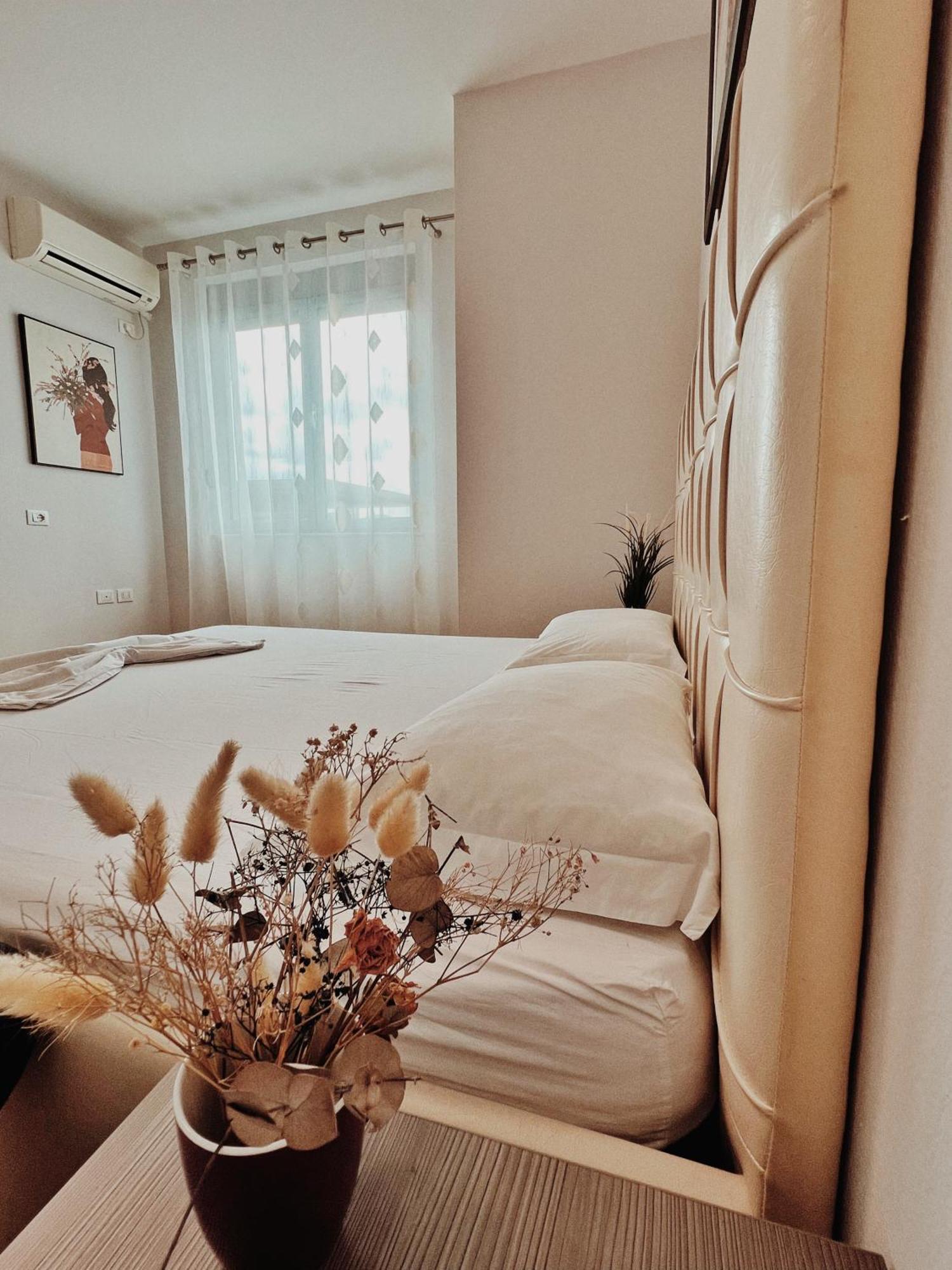 Appartement Cozy Rooftop - Your Home, Away From Home! Tirana
